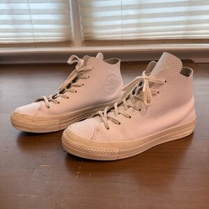 Converse Prime High Top Leather Sneaker White Womens 7 , Men’s 5
